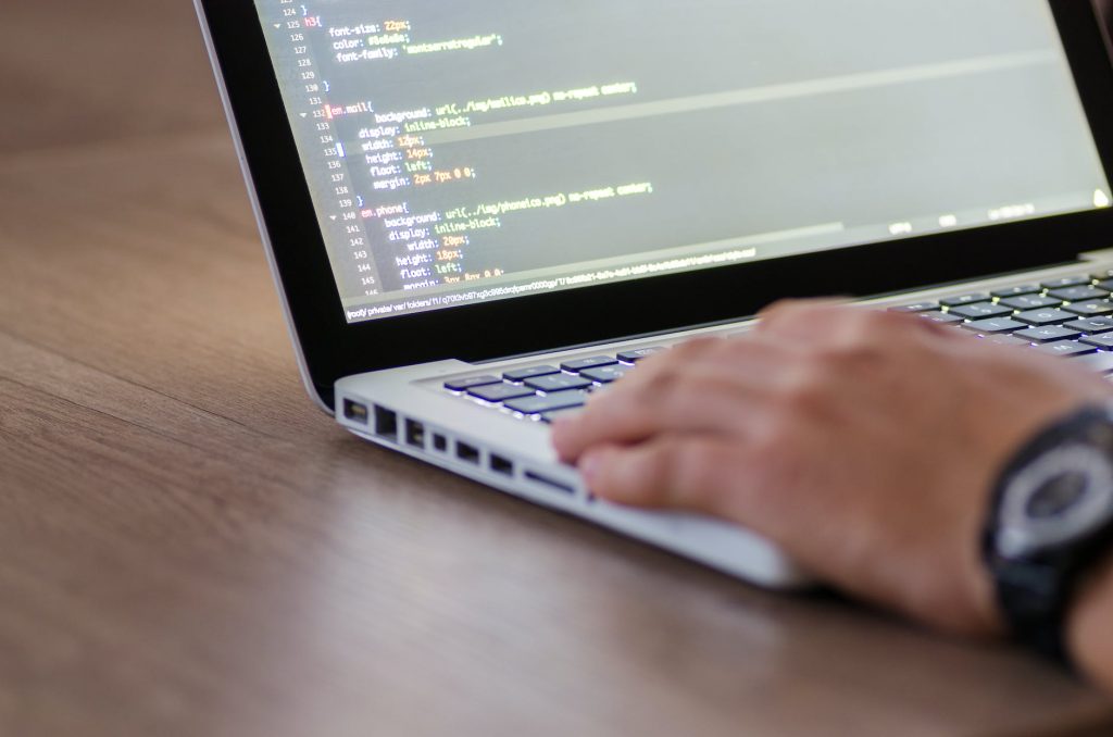 YAML e Seu Uso em Ambientes Kubernetes